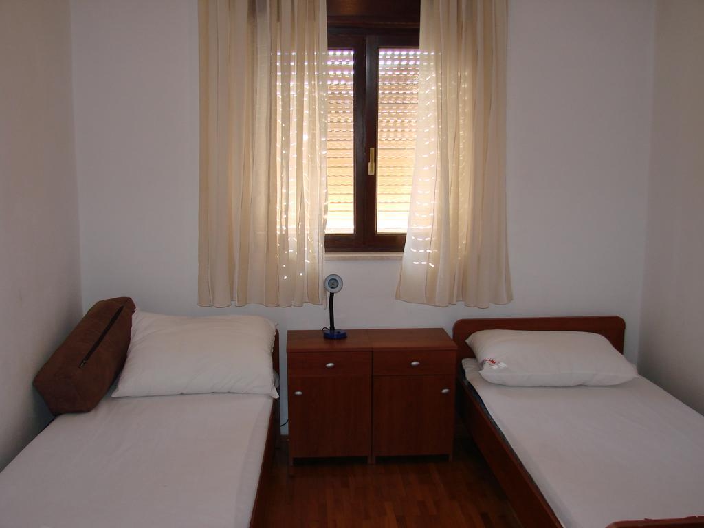 Apartment Matija Trogir Ruang foto